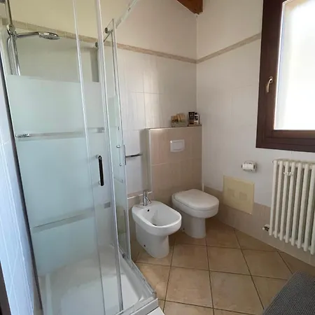 Il Ghiandolino Имола