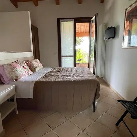 Il Ghiandolino Farm stay *