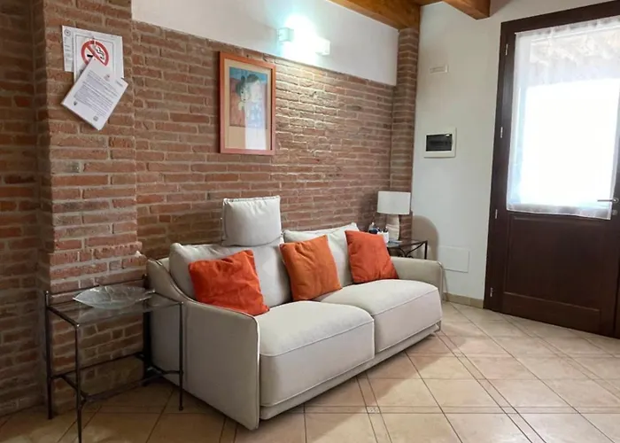 Alloggio per agriturismo Il Ghiandolino *