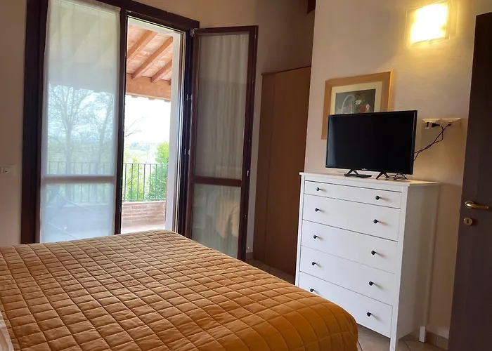 Il Ghiandolino Alloggio per agriturismo *